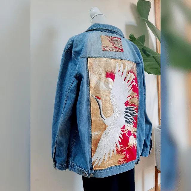 Tsumami-zaiku crafts